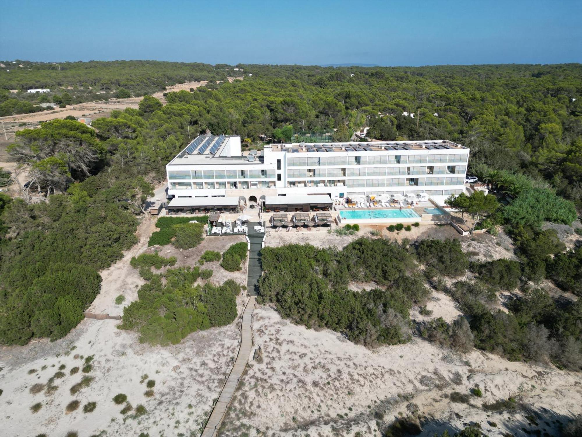 Hotel Cala Saona & Spa กาลาซาโอนา ภายนอก รูปภาพ